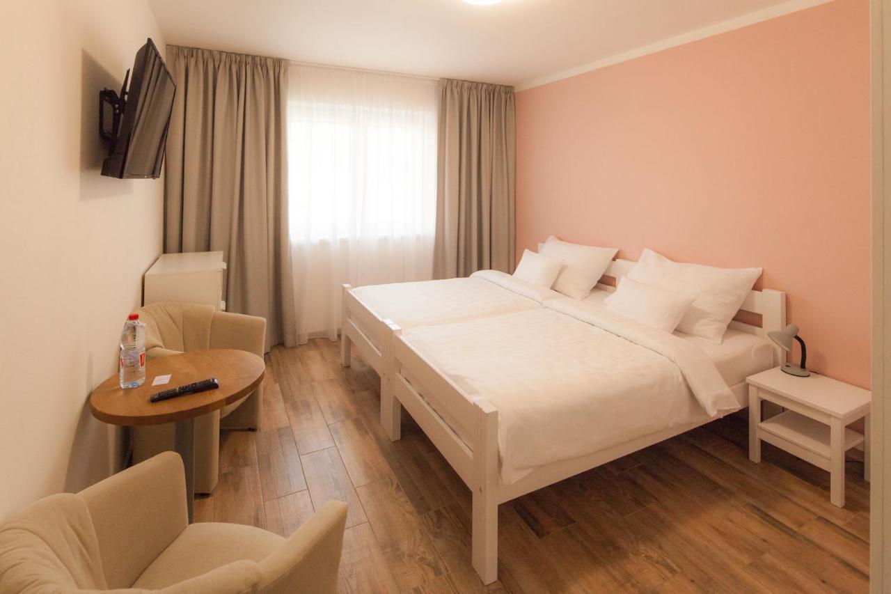 Hotel Golf Certovo Bremeno Jistebnice Exterior foto
